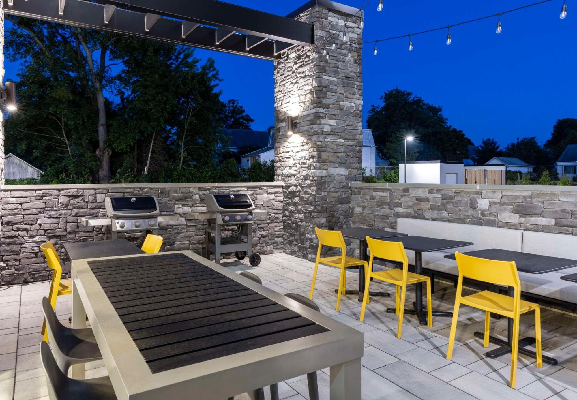 Home2 Suites By Hilton East Haven New Haven Eksteriør bilde
